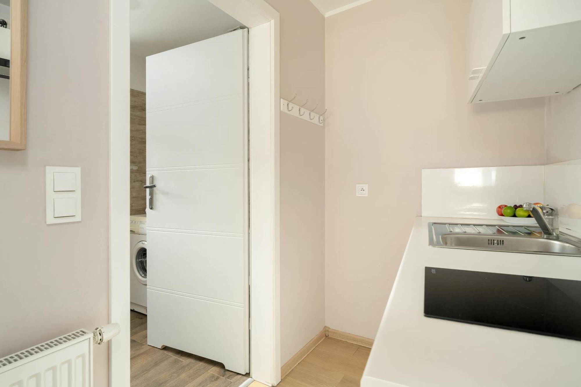 Stylowe I Eleganckie Studia Very Berry W Poznaniu By Noclegi Renters المظهر الخارجي الصورة