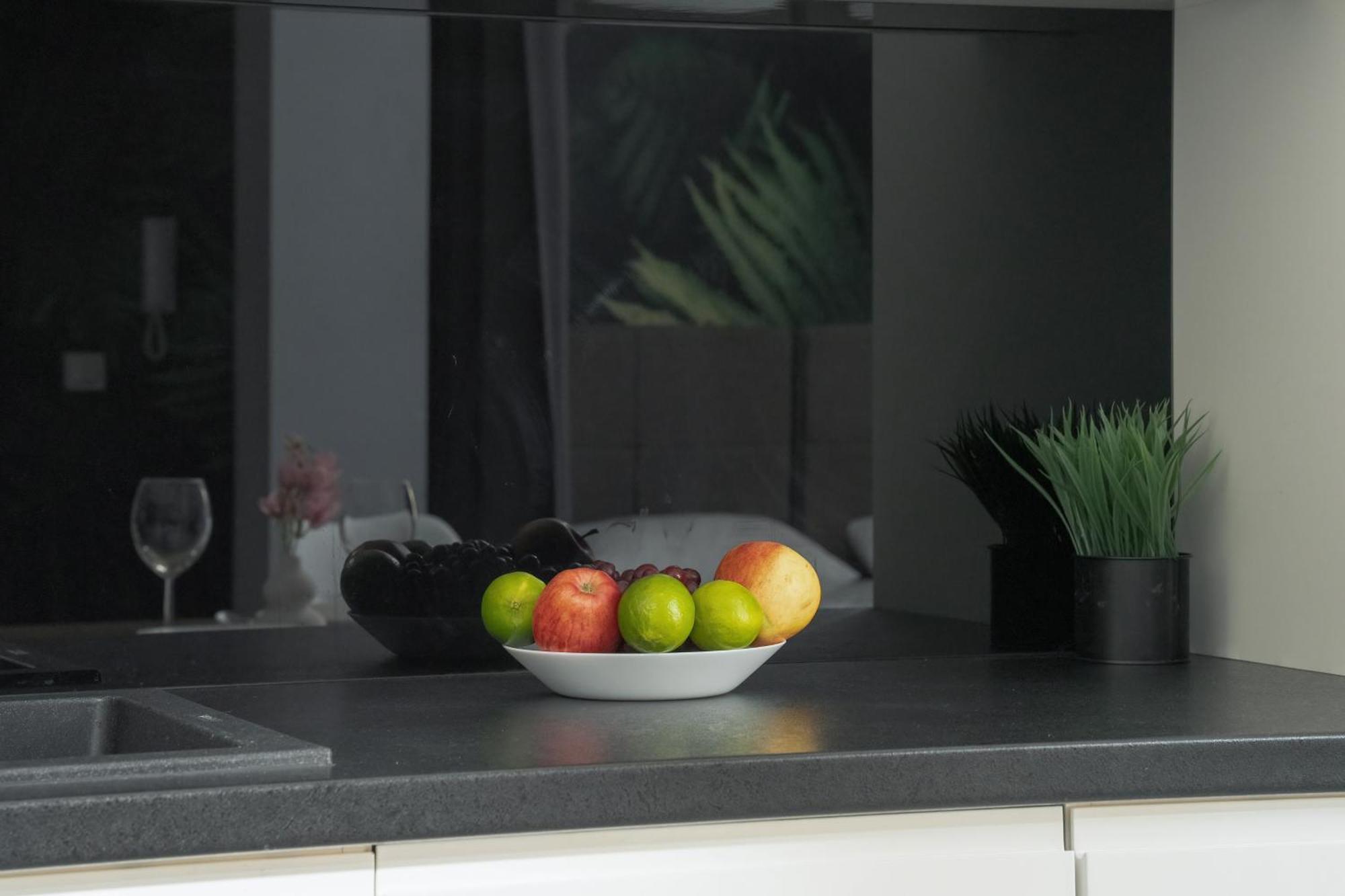 Stylowe I Eleganckie Studia Very Berry W Poznaniu By Noclegi Renters المظهر الخارجي الصورة